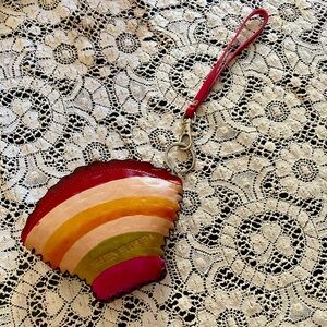 🐚Shell Shaped Leather Coin Wristlet🐚 NEW